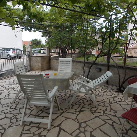 Apartments Jonjic Vodice Exterior photo