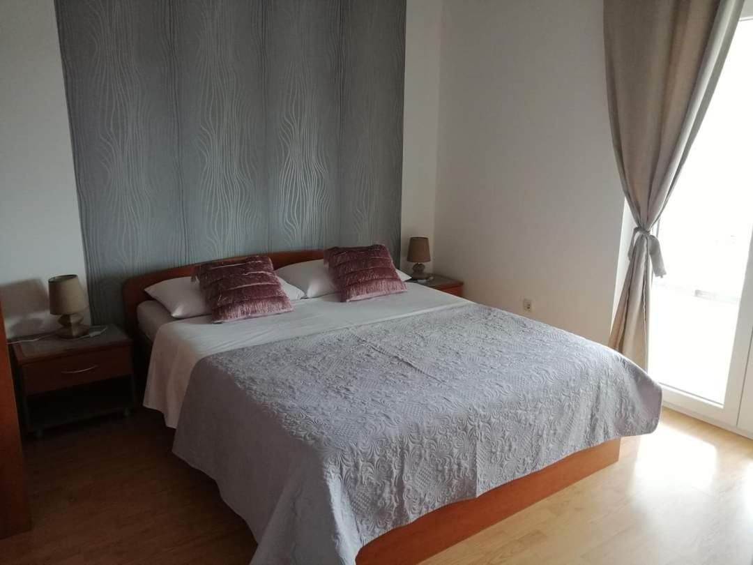 Apartments Jonjic Vodice Exterior photo