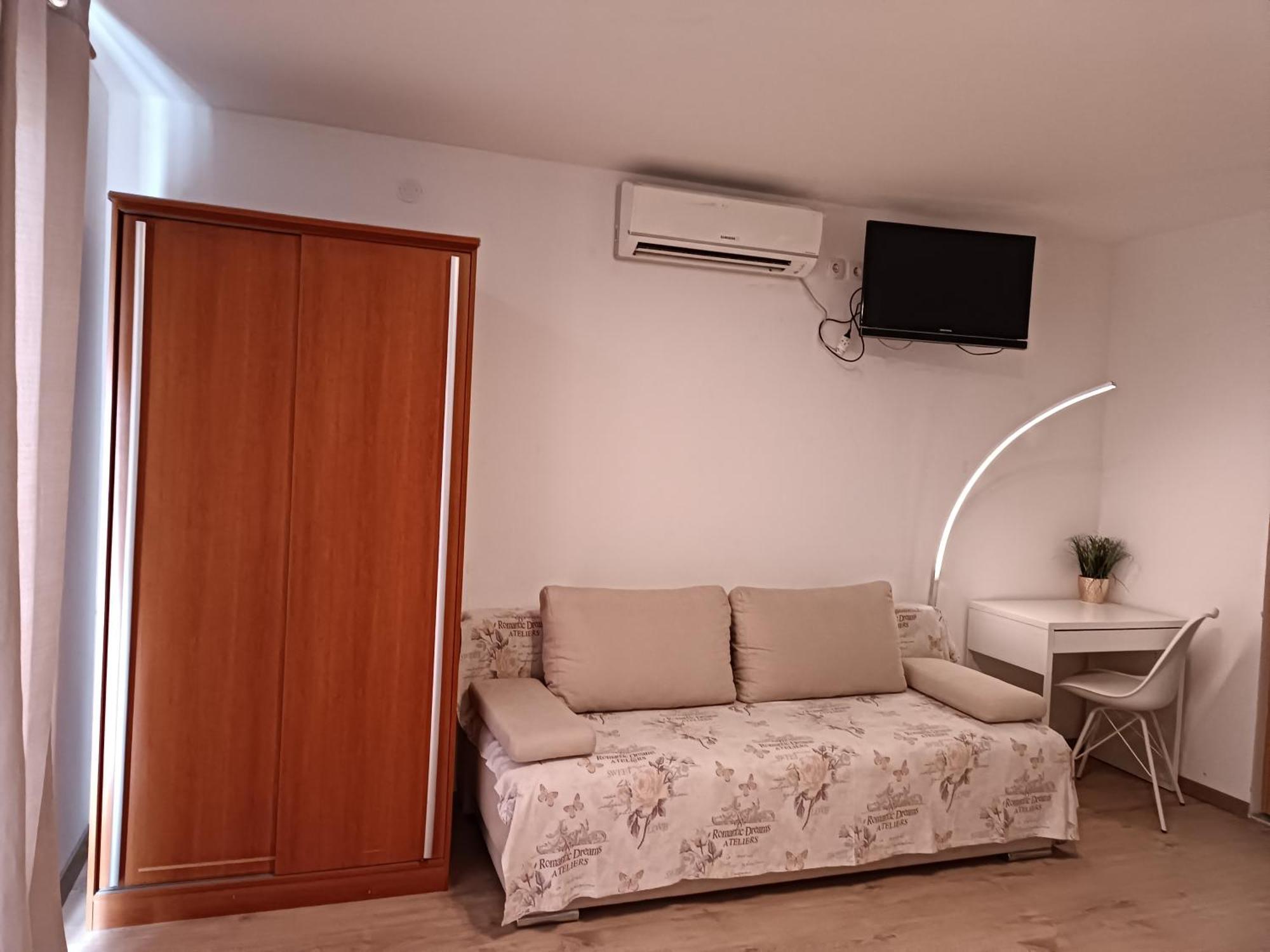 Apartments Jonjic Vodice Exterior photo