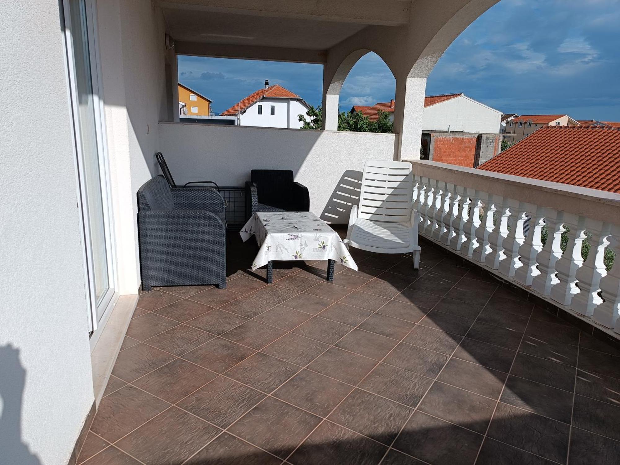Apartments Jonjic Vodice Exterior photo